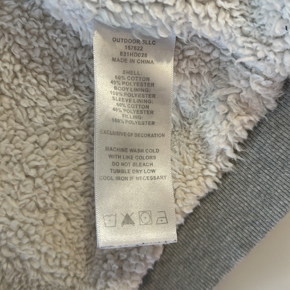 Eddie Bauer Camouflage Zip Up Hoodie Sweatshirt with Fuzzy Lining Size 5/6 - Picture 7 of 11